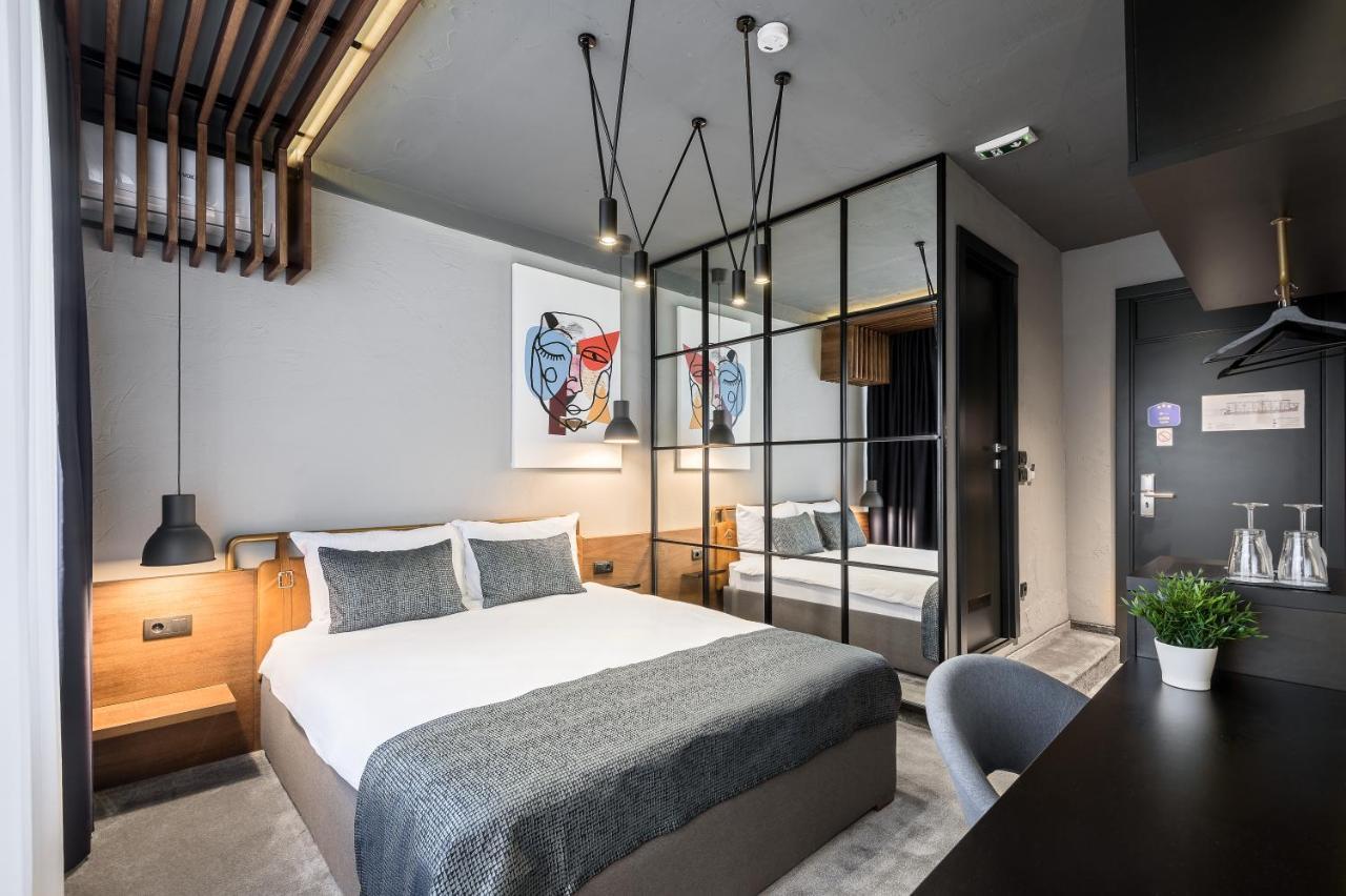 7 Rooms Suites Белград Екстер'єр фото