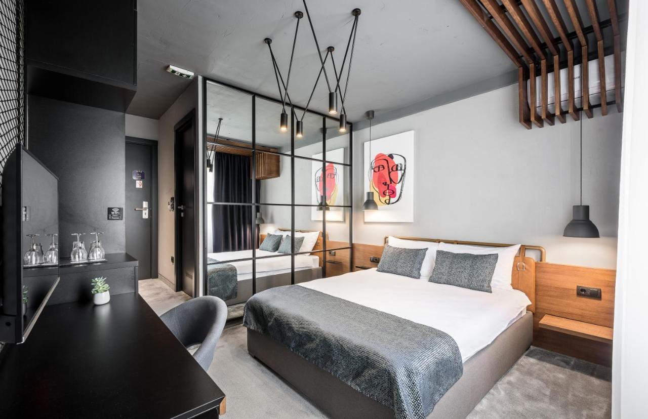 7 Rooms Suites Белград Екстер'єр фото